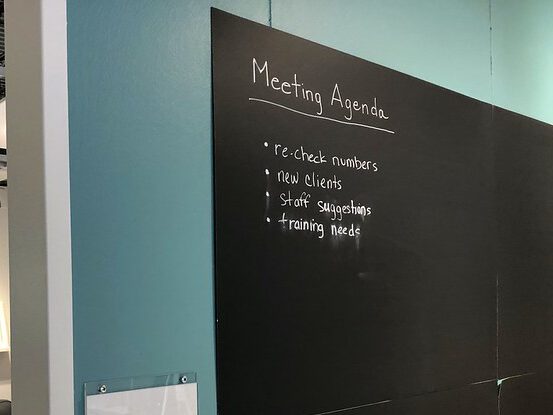 een agenda voor een bijeenkomst is in het Engels ook een "agenda"